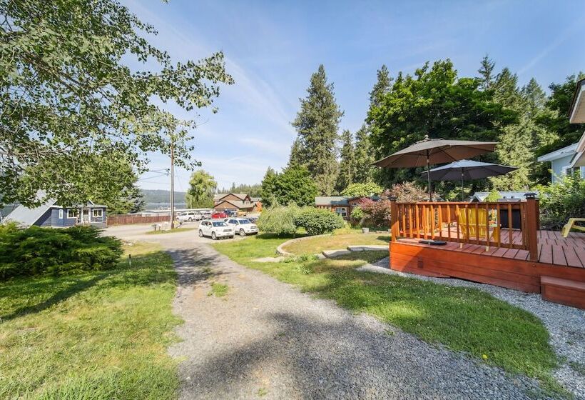 Pet Friendly Newman Lake Cottage W/ Beach Access!