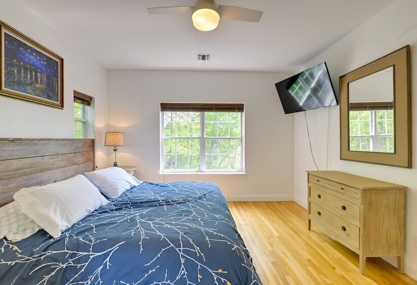 Pet Friendly Southampton Paradise With Pool!