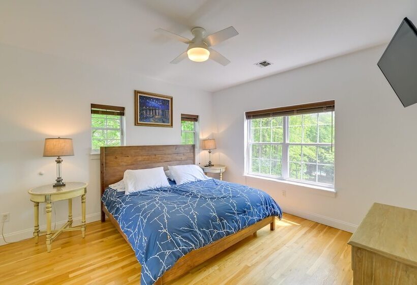 Pet Friendly Southampton Paradise With Pool!