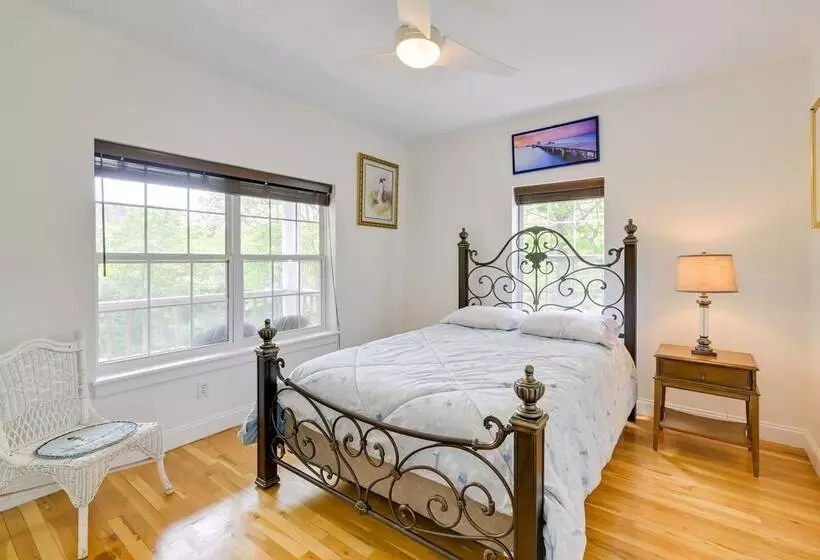 Pet Friendly Southampton Paradise With Pool!