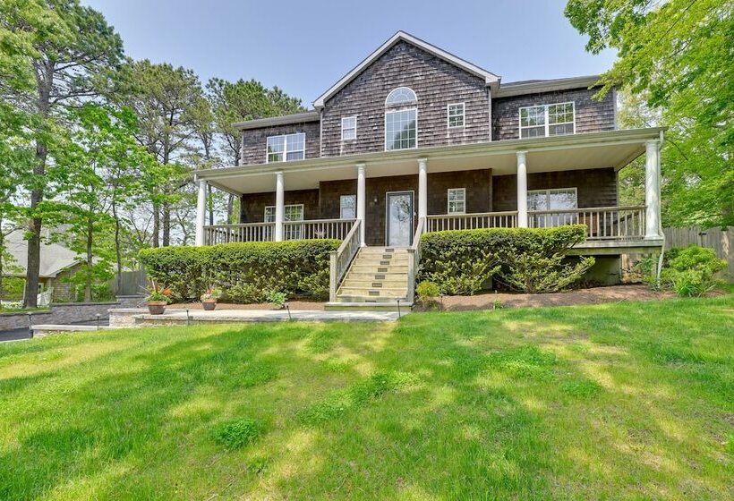 Pet Friendly Southampton Paradise With Pool!