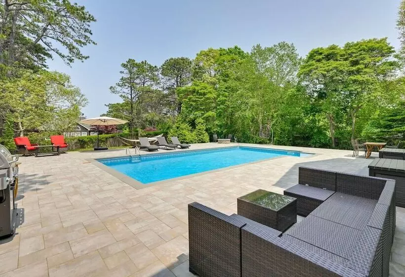 Pet Friendly Southampton Paradise With Pool!