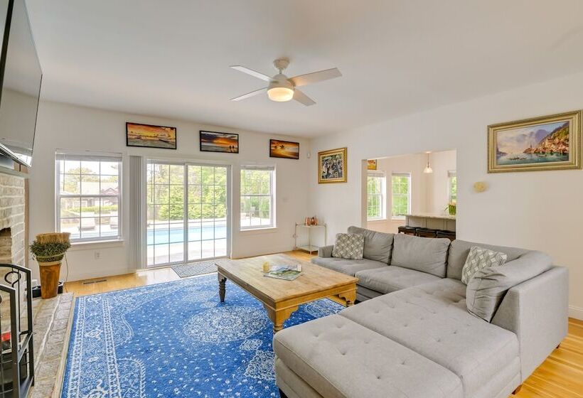 Pet Friendly Southampton Paradise With Pool!