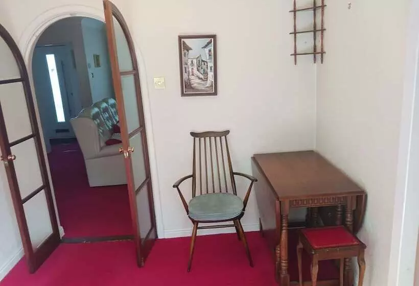 レジデンス Captivating 3 Bed House In Saint Helens