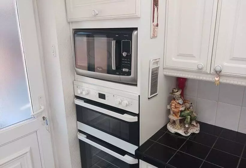 レジデンス Captivating 3 Bed House In Saint Helens