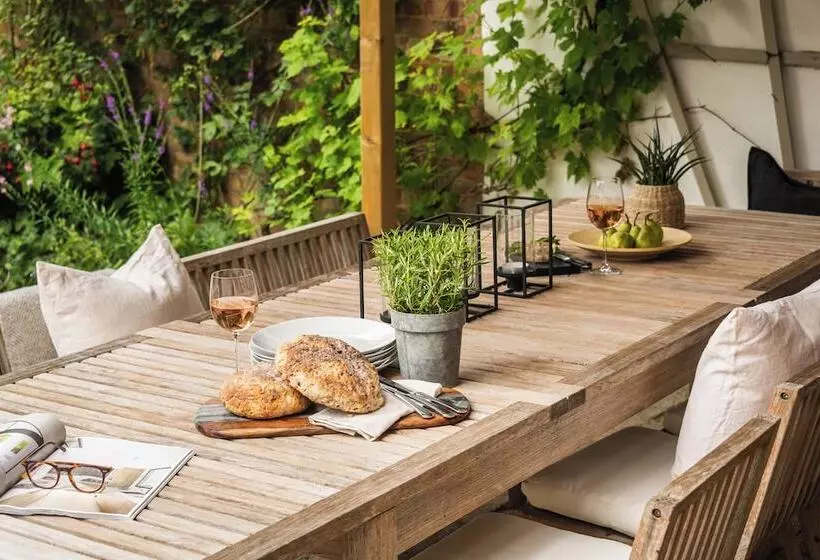 レジデンス Lovely 3 Bed House In West Malling, Kent