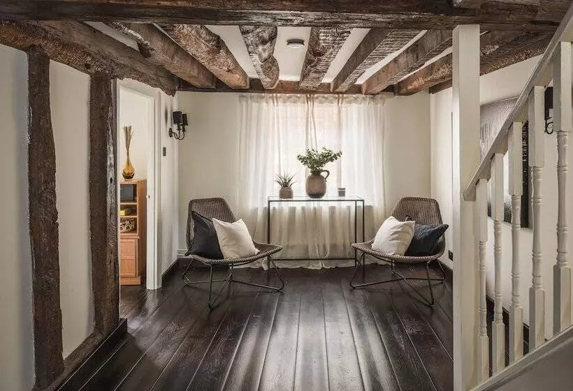 レジデンス Lovely 3 Bed House In West Malling, Kent