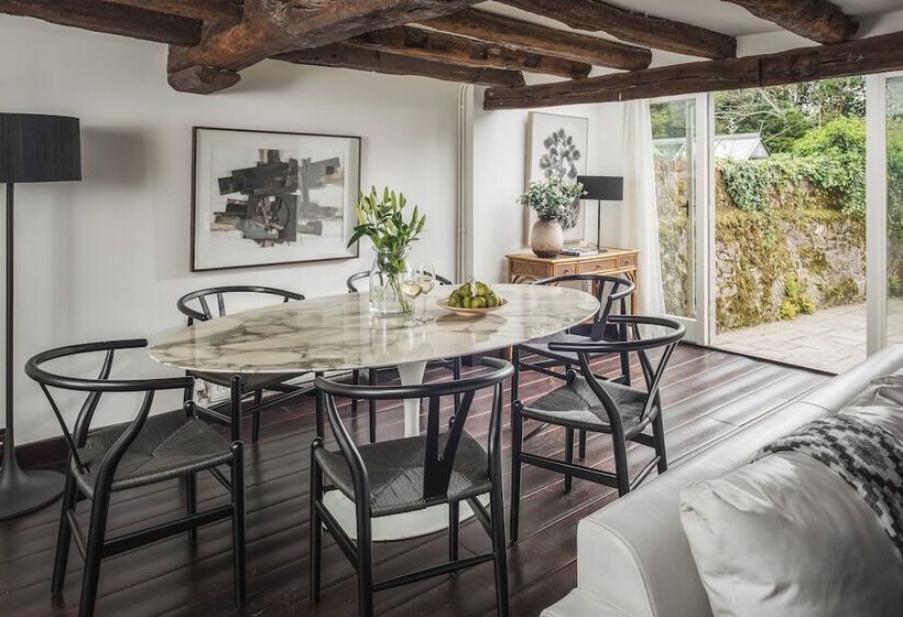 إقامة Lovely 3 Bed House In West Malling, Kent