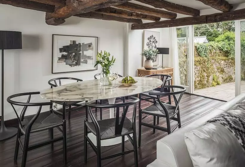 レジデンス Lovely 3 Bed House In West Malling, Kent