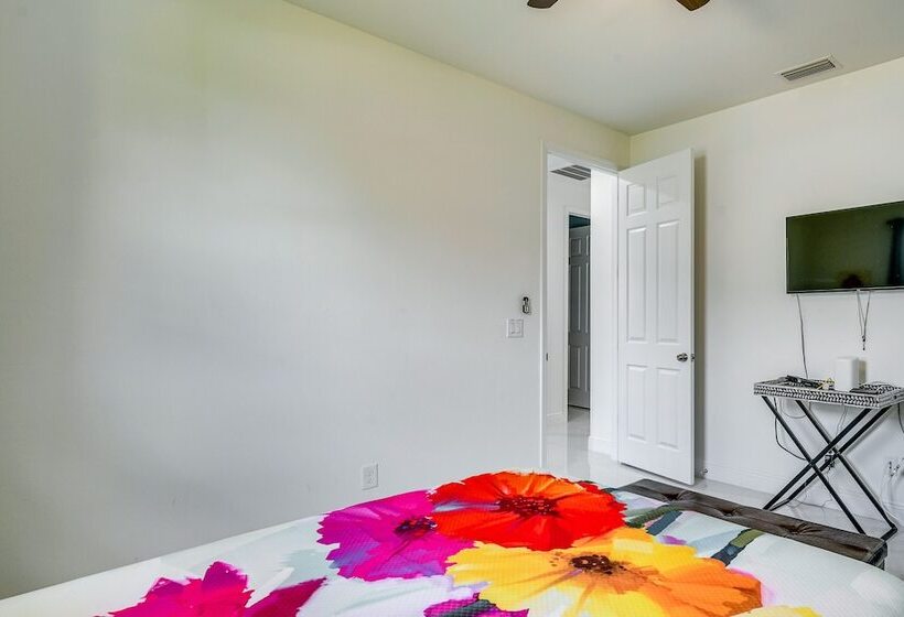 10 Mi To Yacht Club Public Beach: Getaway W/ Pool