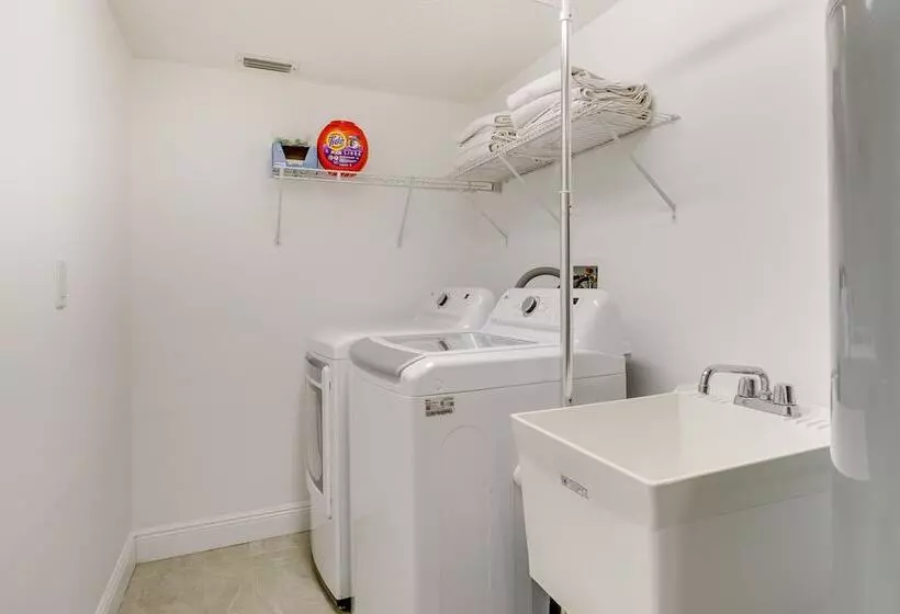 St Augustine Home Near Vilano Beach: Pets Welcome!