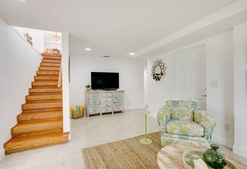 St Augustine Home Near Vilano Beach: Pets Welcome!