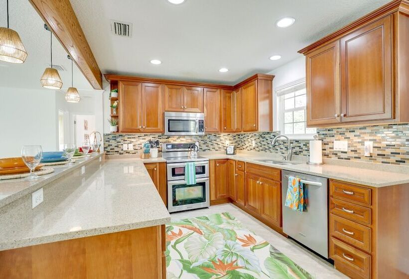 St Augustine Home Near Vilano Beach: Pets Welcome!