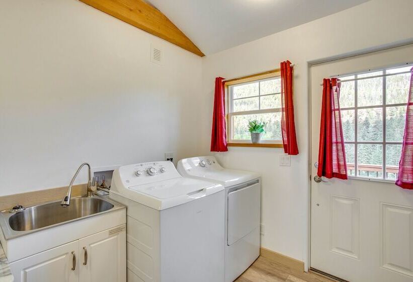 Stunning Ouray Escape W/ Panoramic Mountain Views!