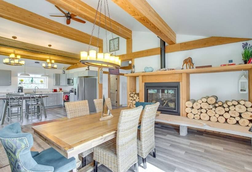 Stunning Ouray Escape W/ Panoramic Mountain Views!