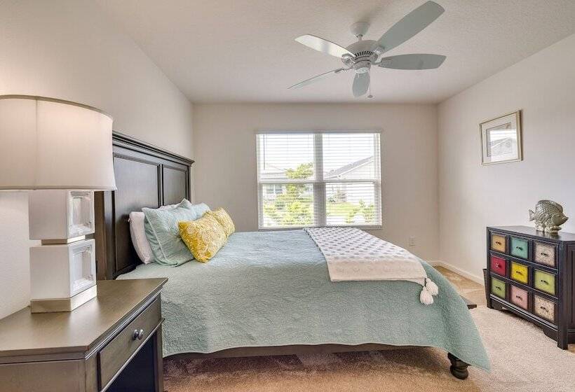 The Villages Vacation Rental: Walk To Shared Pool!