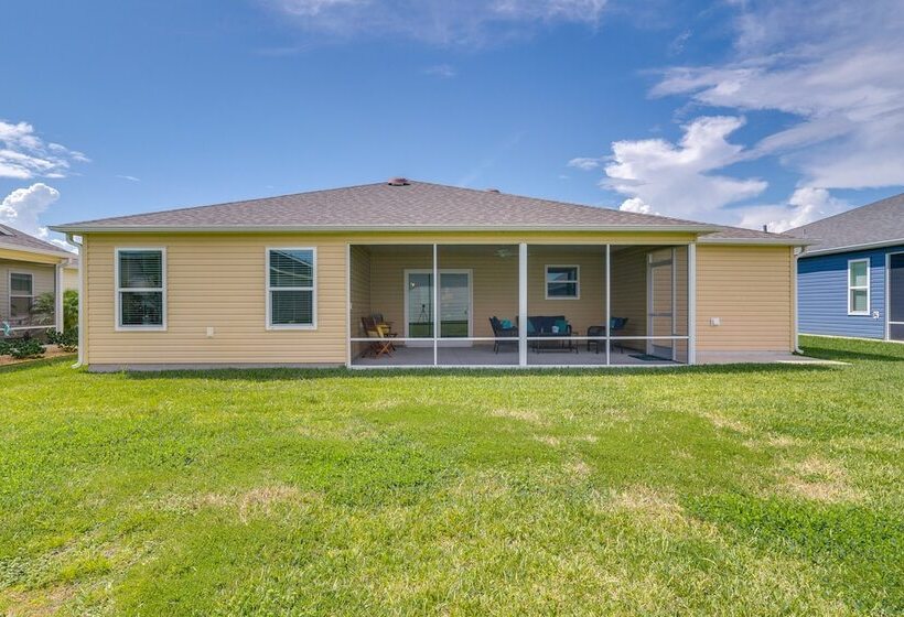 The Villages Vacation Rental: Walk To Shared Pool!