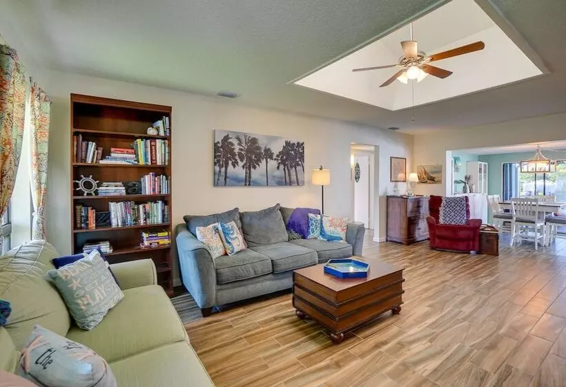 Waterfront Oasis W/ Hot Tub ~ 10 Mi To Dtwn Tampa