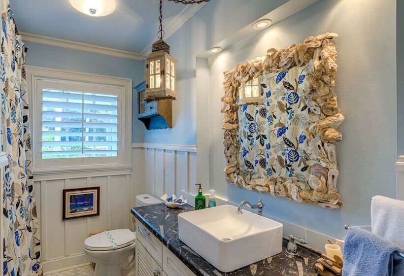 Waterfront Stuart Home On St Lucie River!