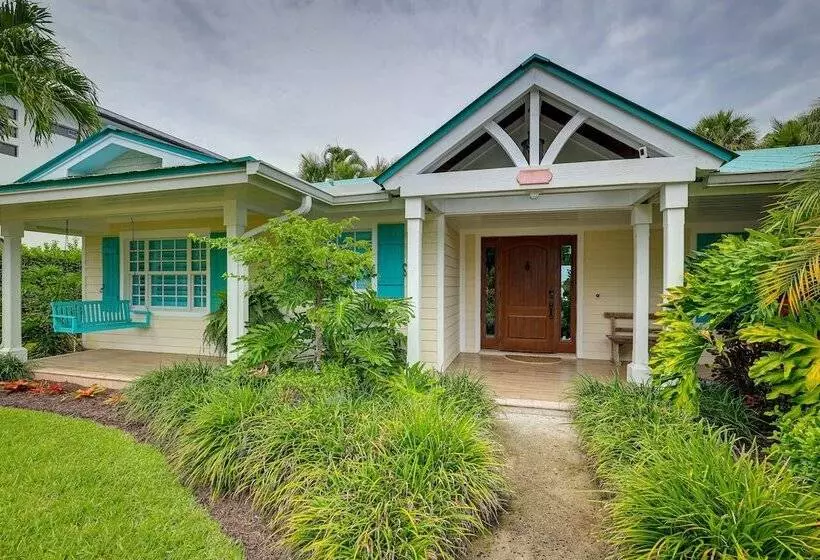 Waterfront Stuart Home On St Lucie River!