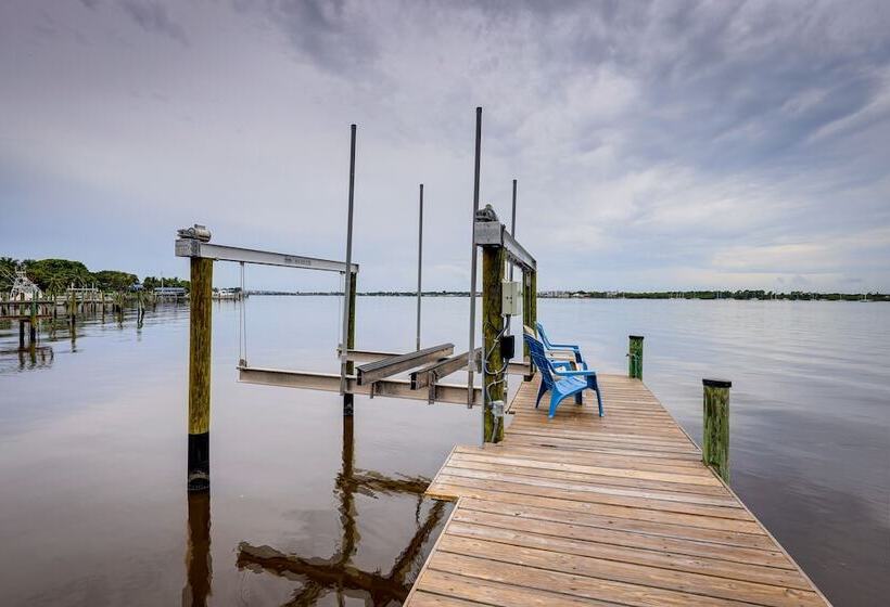 Waterfront Stuart Home On St Lucie River!
