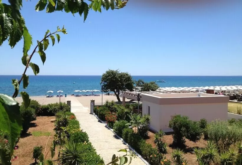 Amaryllis Fully Equipped Front Beach House