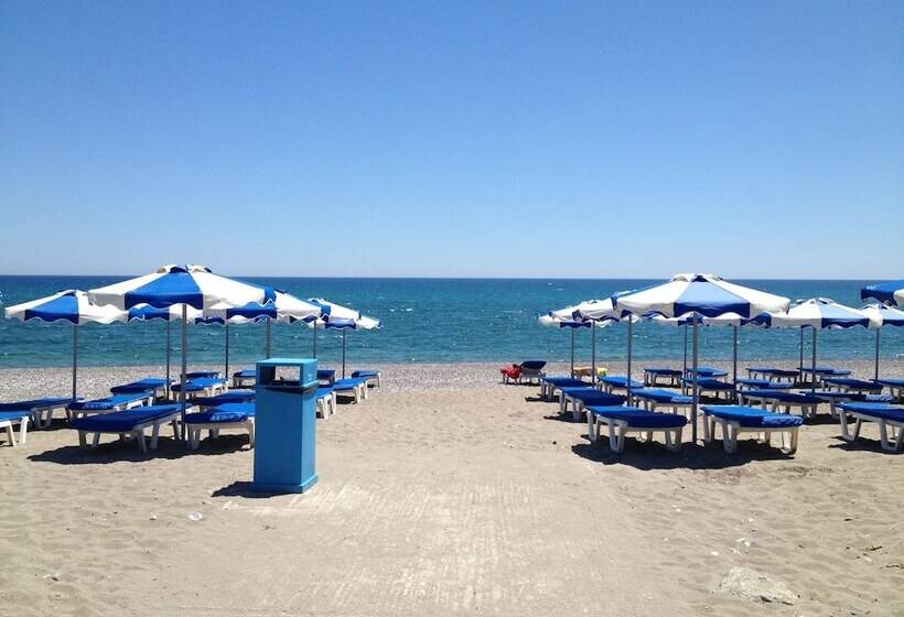 Amaryllis Fully Equipped Front Beach House