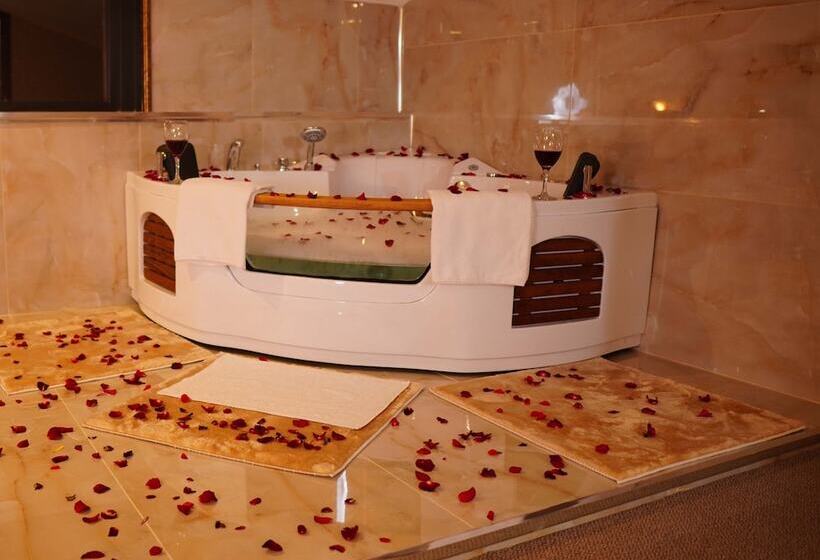 Arsisa Hotel Suite Spa