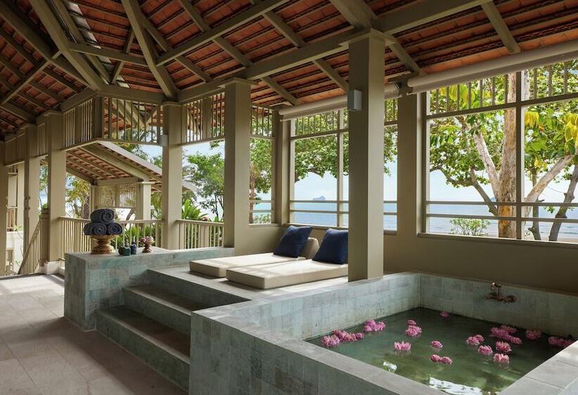 Charras Bhawan Hotel And Residences