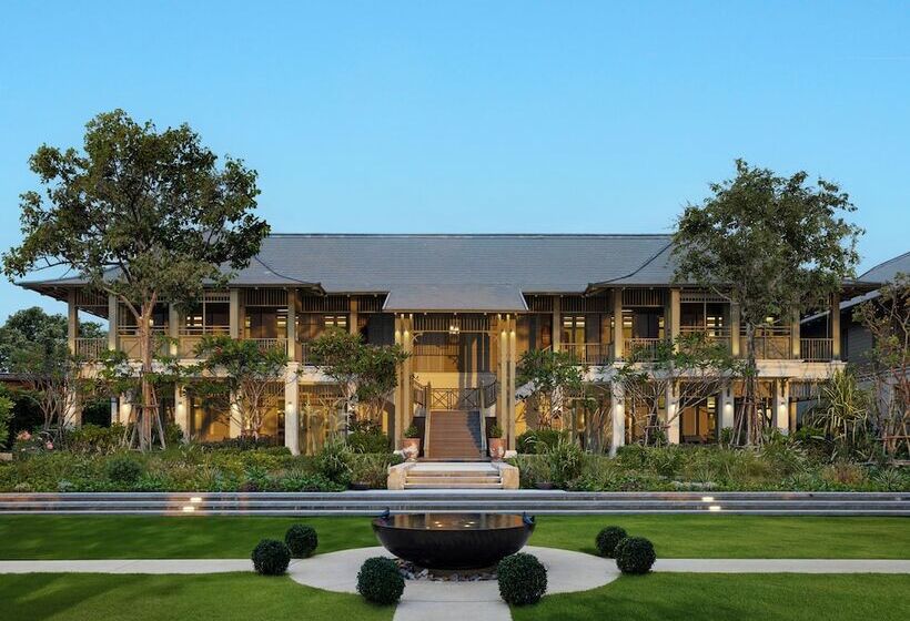 Charras Bhawan Hotel And Residences