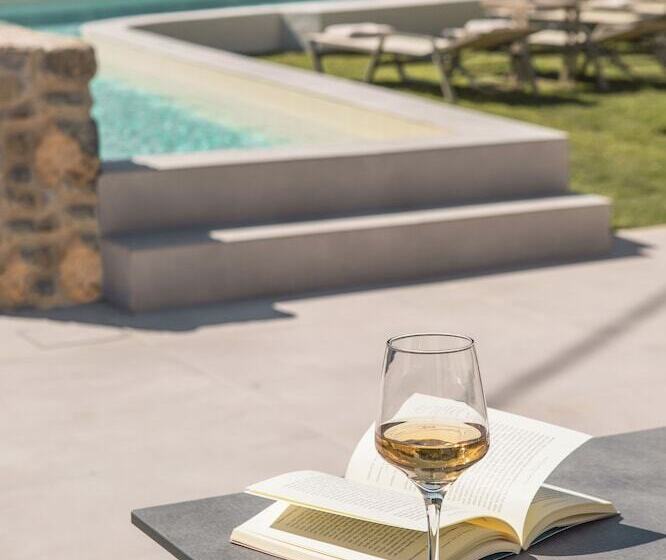 Evge Experience Boutique