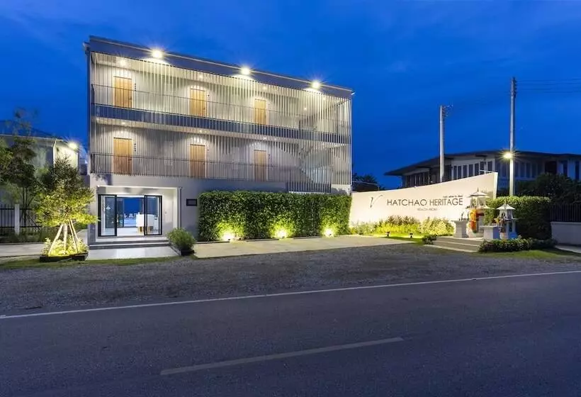Hatchao Heritage Beachfront Resort