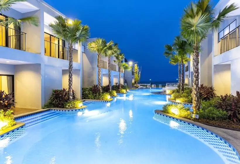 Hatchao Heritage Beachfront Resort