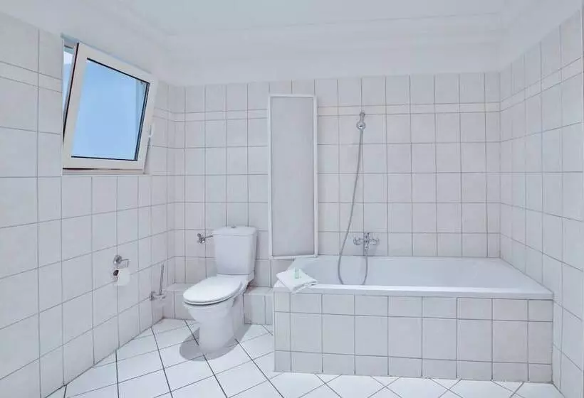 Hotelli Ferienwohnungen Am Holstentor