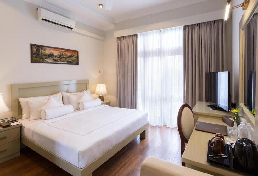 Hotel Serene Villa 38