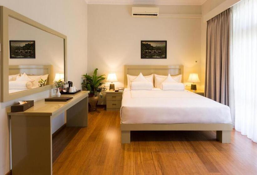 Hotel Serene Villa 38