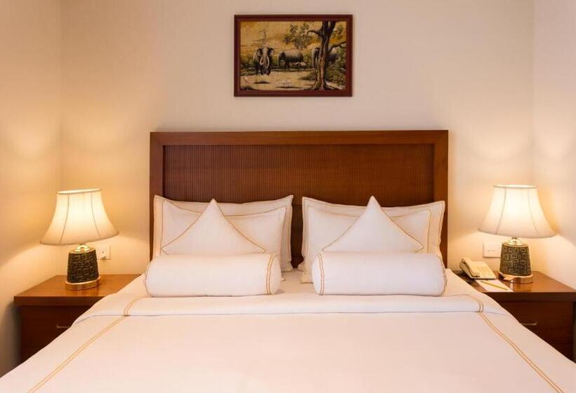 Hotel Serene Villa 38