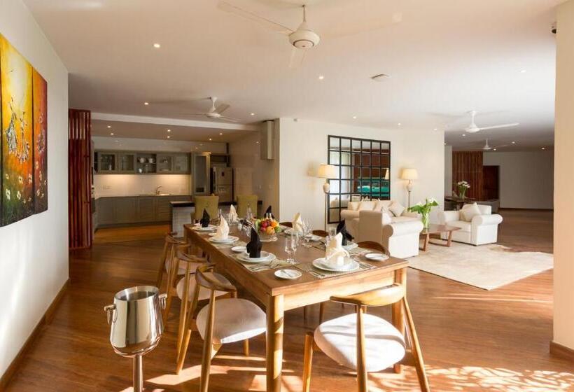 Hotel Serene Villa 38