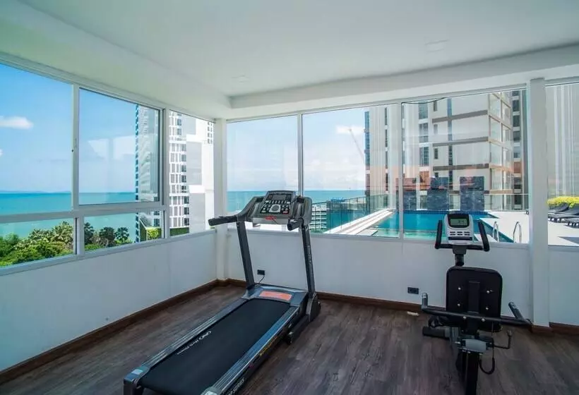 ホテル Serenity Condo Wongamat By Patsamon