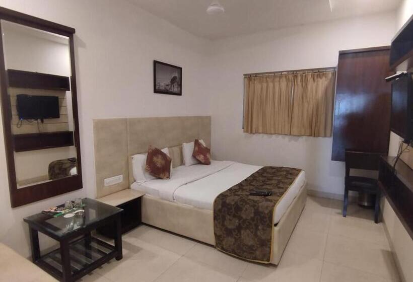 Shree Palace Hotel , Bhopal