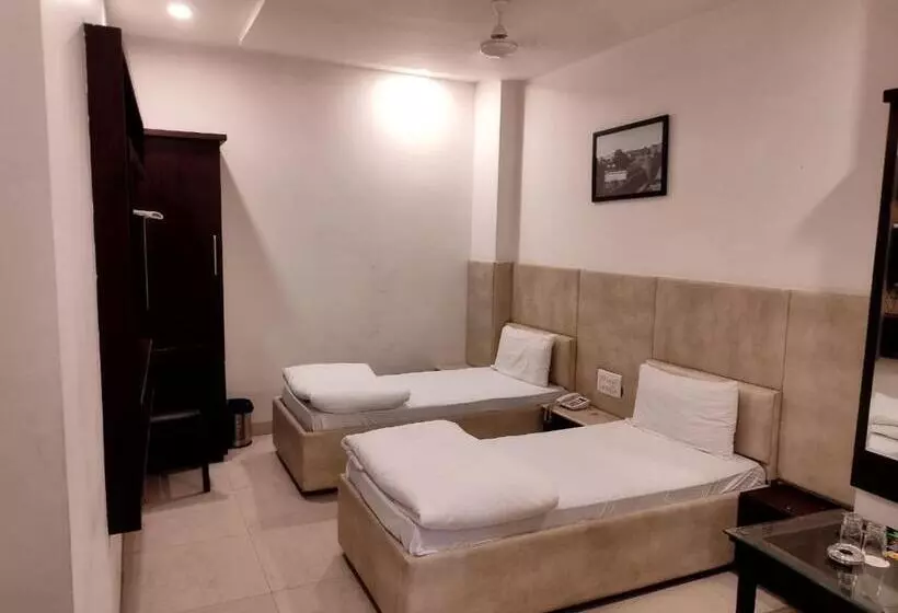 Shree Palace Hotel , Bhopal