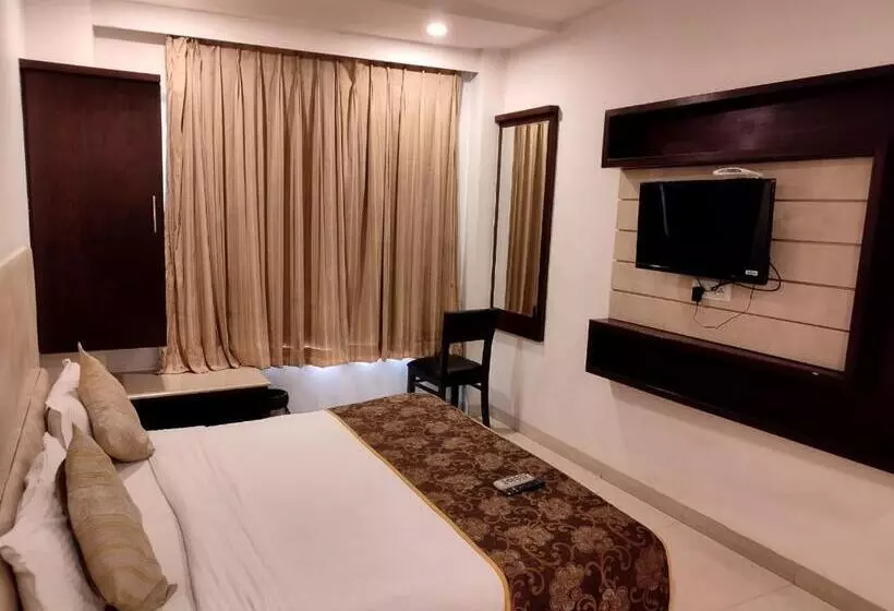 Shree Palace Hotel , Bhopal
