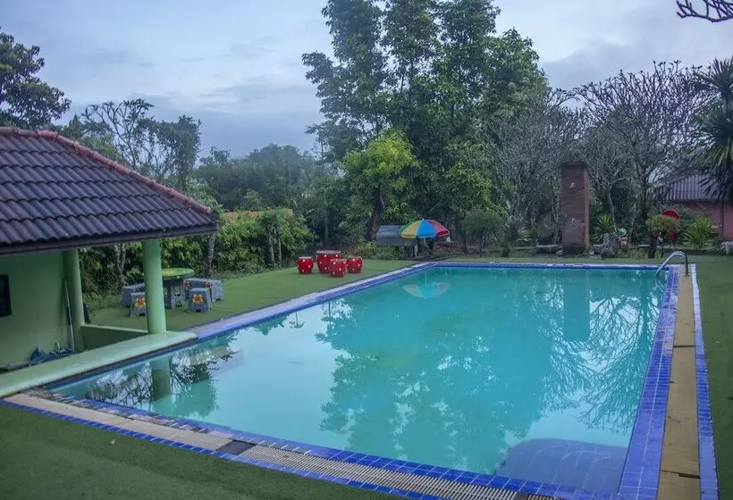 Hotelli The Cliff View Resort Baan Pha Nam