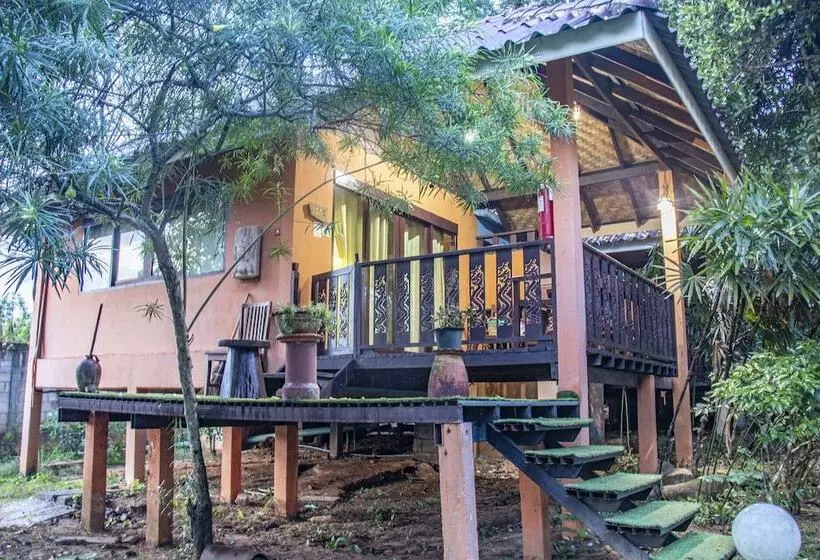 Hotelli The Cliff View Resort Baan Pha Nam