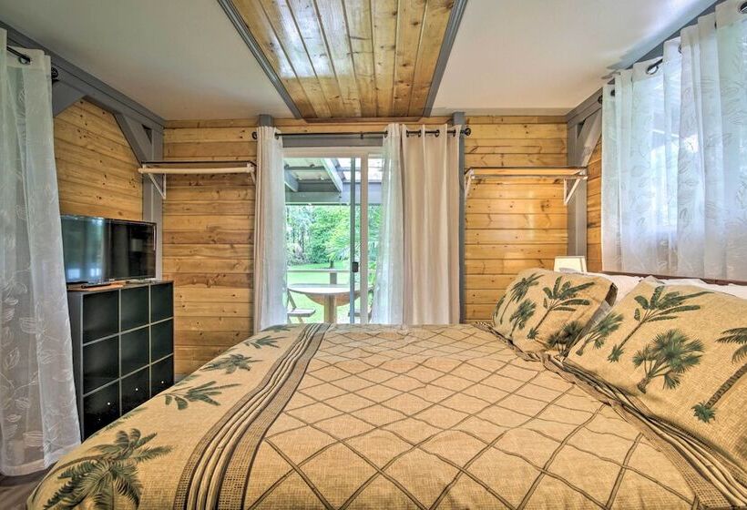 Idyllic Pahoa Paradise: Hike, Swim & Explore!