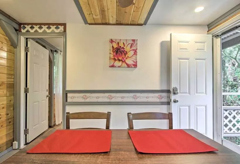 Idyllic Pahoa Paradise: Hike, Swim & Explore!