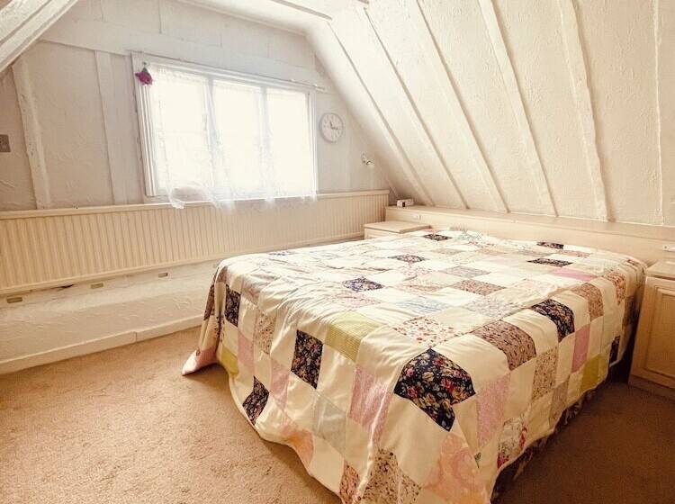 Immaculate 3 Bed House In Waltham Cross