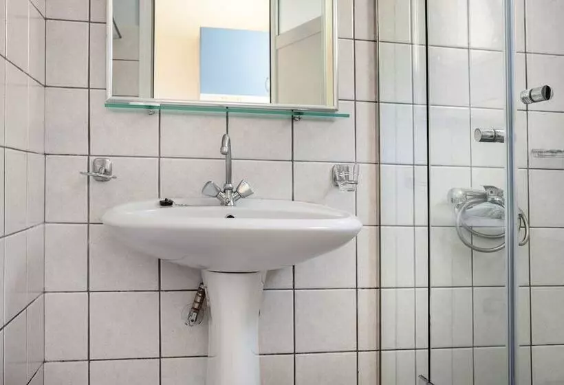 Marias Garden Apartments