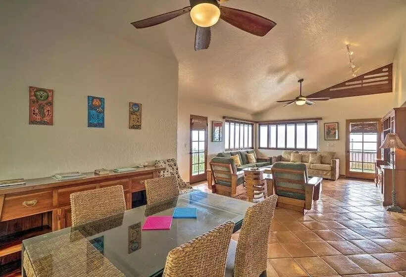 Ocean View Bungalow: Walk To Pebbles Beach!