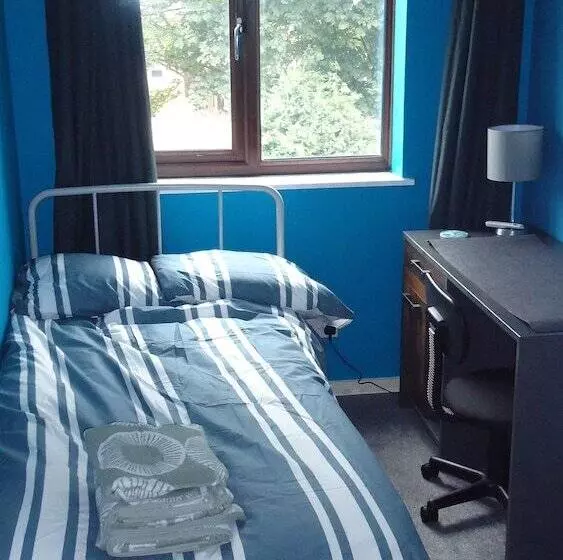 Residenssi 3 Bed House Mkt Deeping   Nr Peterborough Stamford